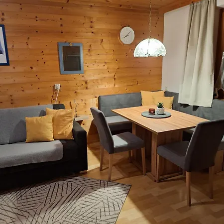 Anna Apartment *